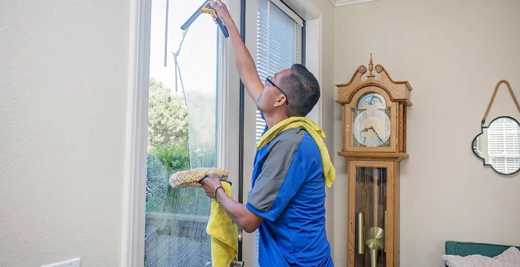 The Best Window Cleaning Service to Fit Your Needs